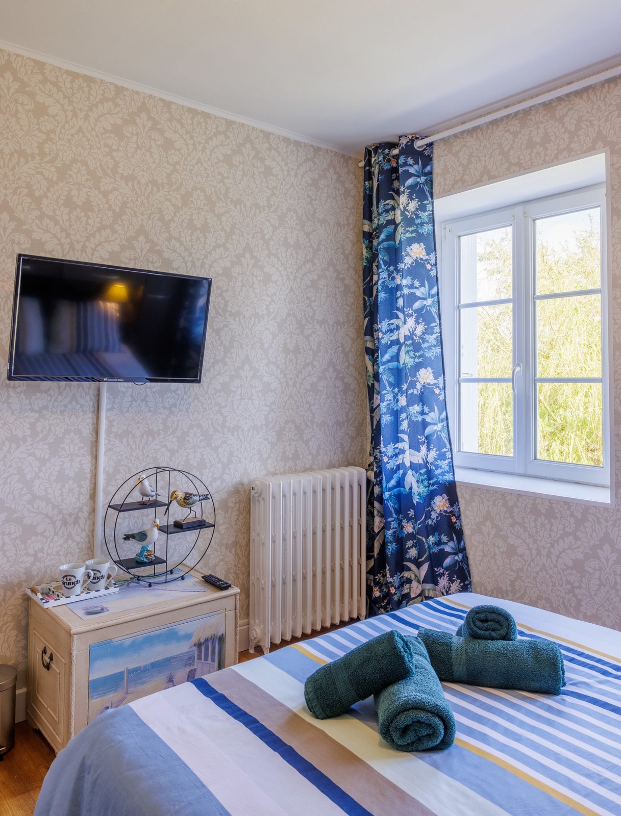 Chambre Phare de l'Île de Sein — penderie